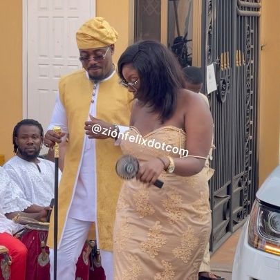 Actor Too Sweet Annan Spotted Grinding 'Heavy' Lady At The Wedding