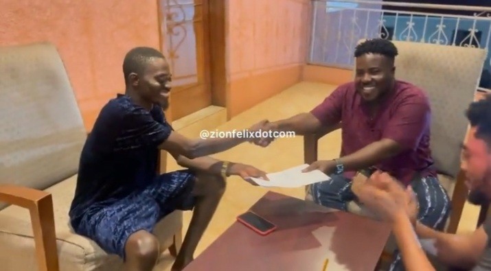 Lilwin Signs Guru’s Former Manager, Ray Moni As His New Manager (Watch Exclusive Video)