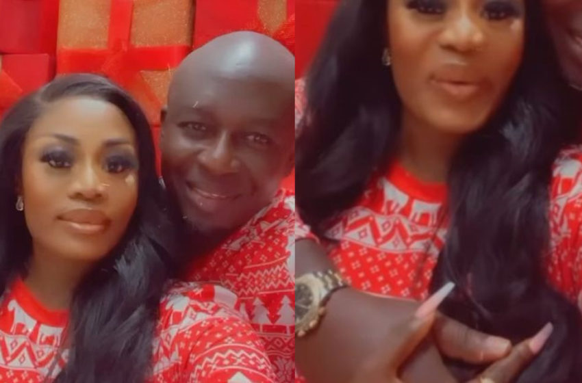  Nana Akua Addo’s Husband F0ndles Her Bre@st As They Drop Christmas-themed Video