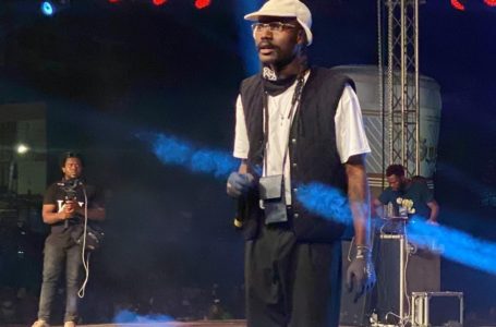 VIDEO: Fans Go Haywire As Pappy Kojo Storms Kofi Kinaata’s ‘Made In Taadi’ Concert With New Moustache Look